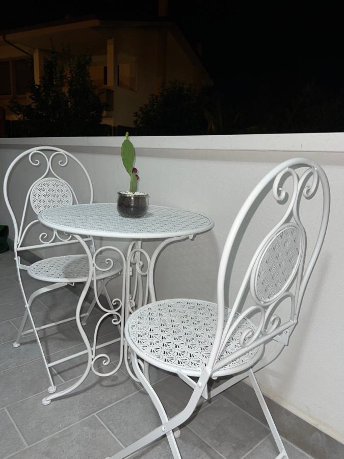 A Due Passi Da Hotel Formia Exterior photo